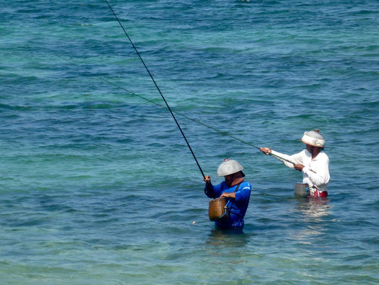 Bild: Angler im Wasser - Foto 2