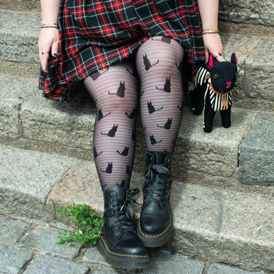 Snag Tights - Salem / Making Biscuits Tights