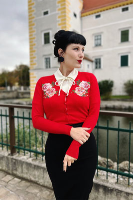 Hearts & Roses - Red Rosy Cardigan