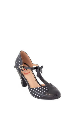 Polka Dot Heels Pinup