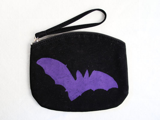 New stencil print zipper pouches - purple bat organic cotton - Zebraspider DIY Anti-Fashion Blog