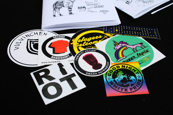 Okapi_Riot - Fanzine Vorstellung - Sticker - Zebraspider DIY Anti-Fashion Blog