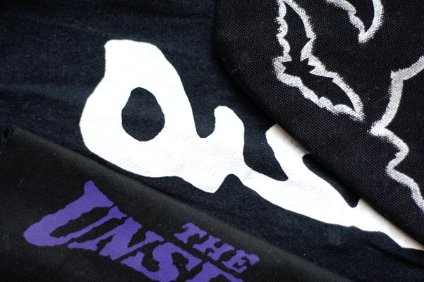 How to stencil on fabric with freezer paper - stencil details - Zebraspider DIY Anti-Fashion Blog