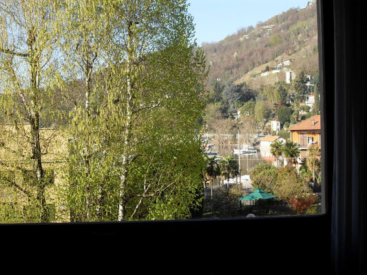 Blick vom Wohnzimmer-Fenster