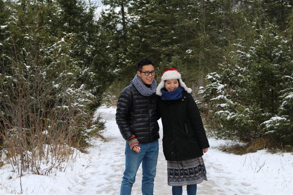 Min and his girlfriend at christmas time in our national park