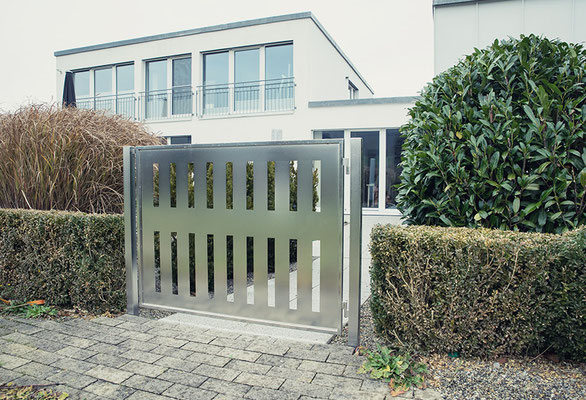 UNSERE KUNDEN IM BEREICH EDELSTAHLVERARBEITUNG - EDELSTAHL-ENTWÄSSERUNG