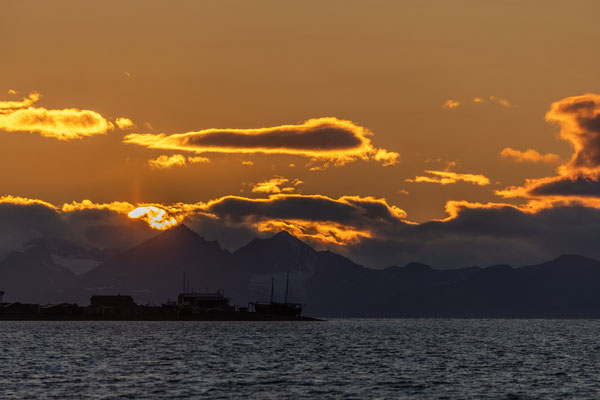 sail ship Meander