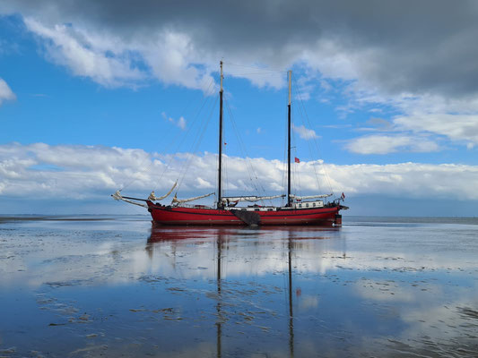 sail ship Rode Swan