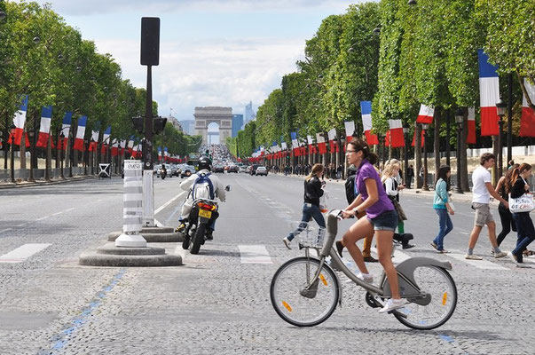 Champs Elysées