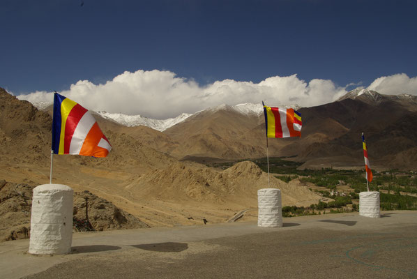 Leh, Blick nach Norden zur Karakorum Range