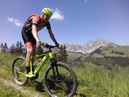 E-Mountainbiketour am Jaunpass