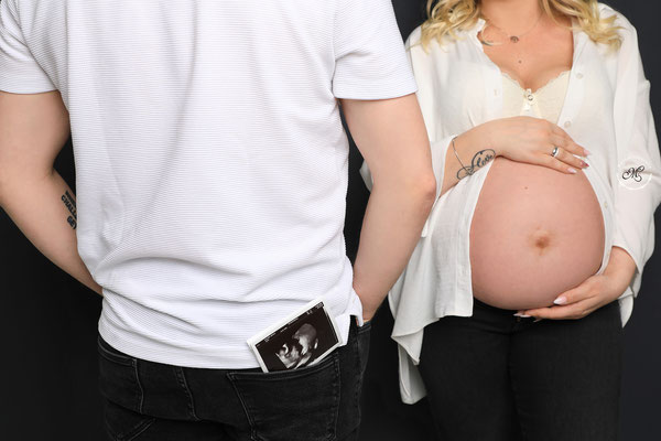 Babybauch Shooting-Schwangerschaftsshooting Übach Palenberg