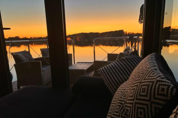 Abendstimmung auf dem Hausboot