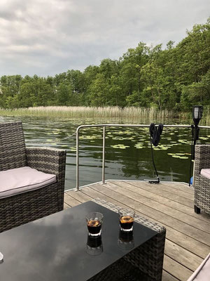 Blick von der Bugterrasse des Hausbootes  | Hausboot mieten | Die Bootschaft