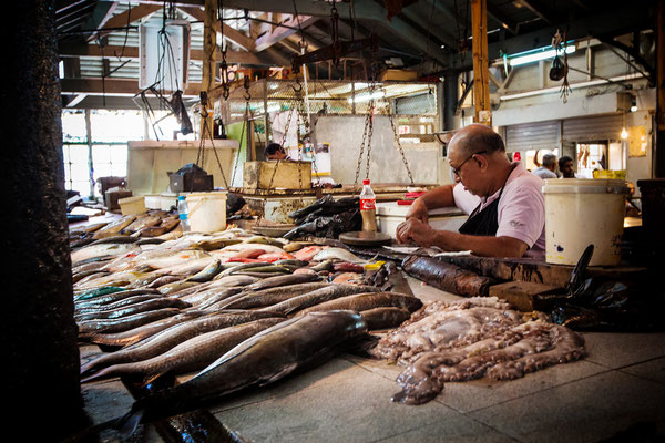 Port Louis:  Marché central // Central Market