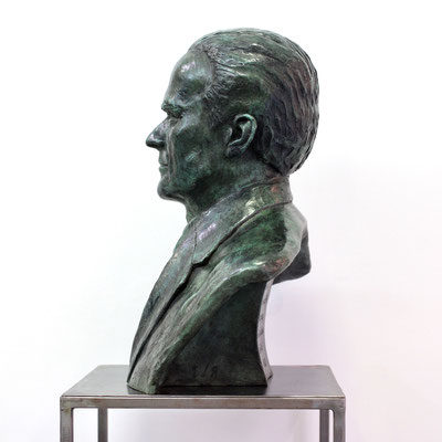 Buste-Andre-Dejean-sculpteur-artiste-Langloÿs