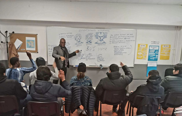 22/02/2023: À Meudon, centre Afpa. Intervention auprès des jeunes de la Promo 16-18, module FR "Les comportements numériques".