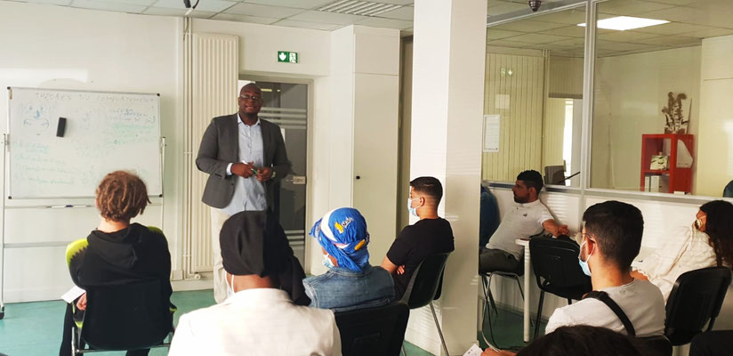 10/06/2021: Intervention à l’école de la 2e chance - antenne de Creil, module FR "Théories du comportement"