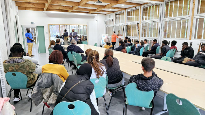 19/04/2025: Méru, Espace socioculturel Arsène Bulard. Intervention la conférence/débat "VIOLENCES ET IDENTITÉ  PARLONS-EN!"
