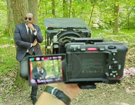 30/04/2025: Quelque part en France, fin de tournage pour le prochain documentaire. À suivre...