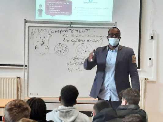 17/05/21: Intervention au Lycée Louis Armand à Nogent-Sur-Marne dans le cadre du programme "Éveil" sur la lutte contre les discriminations