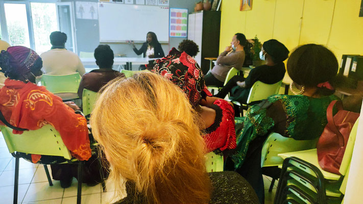 28/04/2021: Forum d'inclusion sociale FR avec Aïssata Seck chez Femmes sans frontière à Creil "Ma vie, mon engagement"