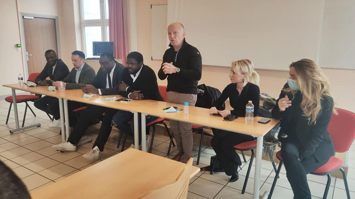 18/02/2021: Forum FR au centre Épide de Margny-les-Compiègne -  "Police / Jeunesse: un dialogue réellement impossible?"