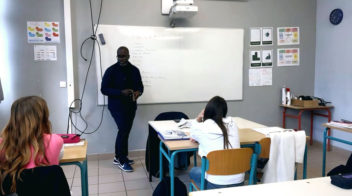 09/10/2025: À Beauquesne dans la Somme. Intervention auprès des jeunes de MFR Beauquesne, module FR "dialogue Police/Jeunesse" avec Abdoulaye Kanté. 