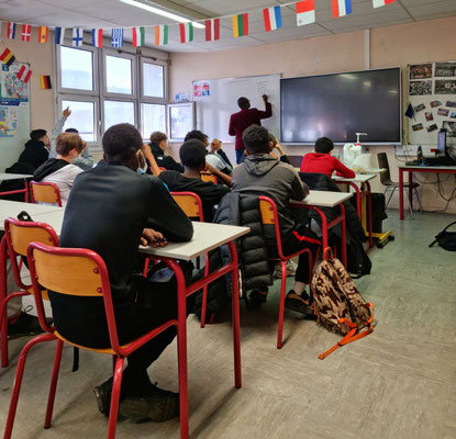 22/03/2022: À Ermont, lycée professionnel Gustave Eiffel. Intervention auprès d'élèves de seconde sur les discriminations.