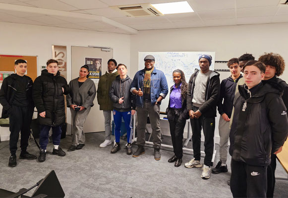 08/01/2025: À Nanterre, centre Afpa. Intervention auprès des jeunes de la Promo16-18, module FR "Théories du comportement".