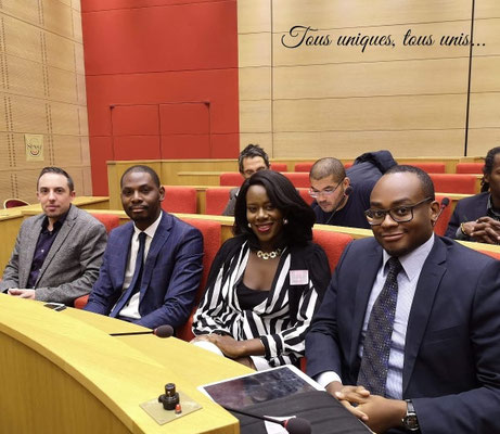 04/02/19: Avec madame Mona Abel (1ere assistante de Direction de la plateforme FR), monsieur Rudy Kazi (Vice-président de la plateforme FR) et monsieur Freddy Clairembault (Partenaire de la plateforme FR) au Sénat, conférence-débat organisée par ETIC.