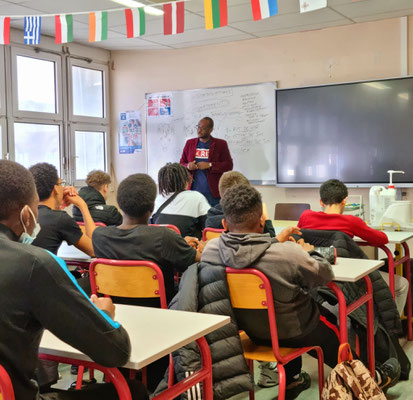 22/03/2022: À Ermont, lycée professionnel Gustave Eiffel. Intervention auprès d'élèves de seconde sur les discriminations.