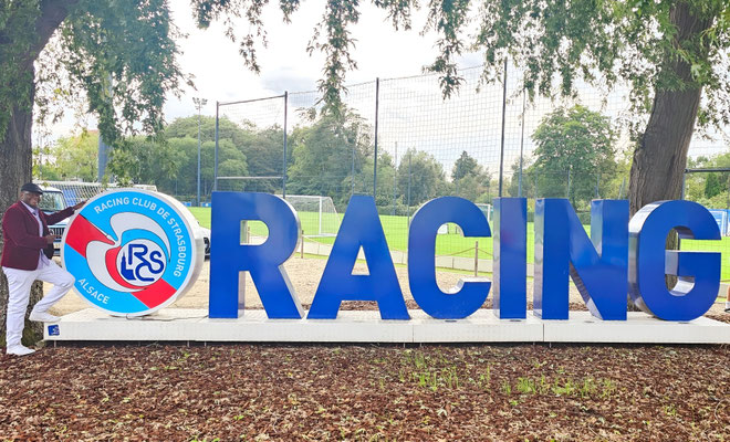 17/09/2025: À Strasbourg, siège du Racing Club de Strasbourg (club pro et centre de formation).  Interventions ce jour pour la LFP auprès de l'équipe professionnelle de Ligue 1 premièrement, du Top Management ensuite puis des supporters. Interventions sur la lutte contre les discriminations. 