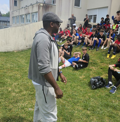 14/06/2025: À Beauvais ce jour, Stade Pierre Omet.Tournoi de foot "Essayons tous Ensemble" avec des jeunes de plusieurs villes, plusieurs quartiers dans le cadre de la lutte contre les rixes.Projet porté par l'Ifep❤️