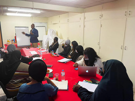 06/01/2021: Intervention d'Abel Boyi à la formation "Entrepreneuriat au féminin" avec l'association "Coeur du Fouta" à Mantes-la-Jolie