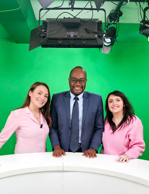 18/11/2025:À Neuilly-sur-Seine ce jour, Sqool TV.Avec Alix Ngyuen et Cécilia Brillault pour l'enregistrement d'une émission sur la jeunesse.