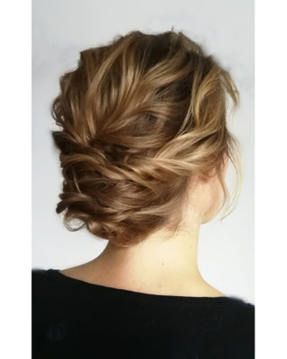 Hochsteckfrisur kurze blonde haare