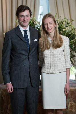 Los príncipes Alejandro y Elisabetta en la visita de medios a la villa, tras la remodelación de 2015.