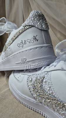 trouwsneakers met parels
