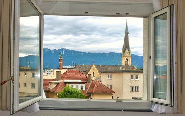 Blick aus meinem Hotel Fenster in Villach 