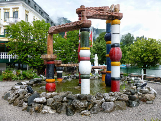 9 Bundesländer Brunnen von Hundertwasser