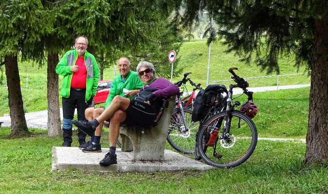 Rast am Bahnradweg