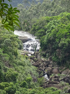 Beim Wasserfall