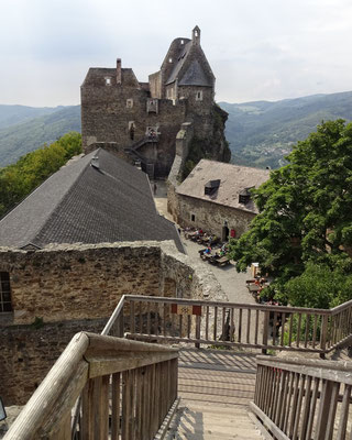 viele neue Treppen