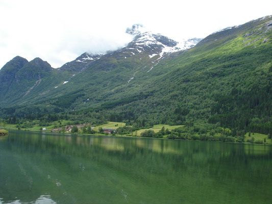 schöner Blick auf die Schneeberge