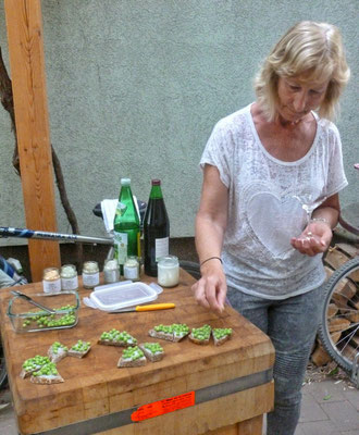 und Verkostung, Schmalzbrot mit frischen Erbsen!