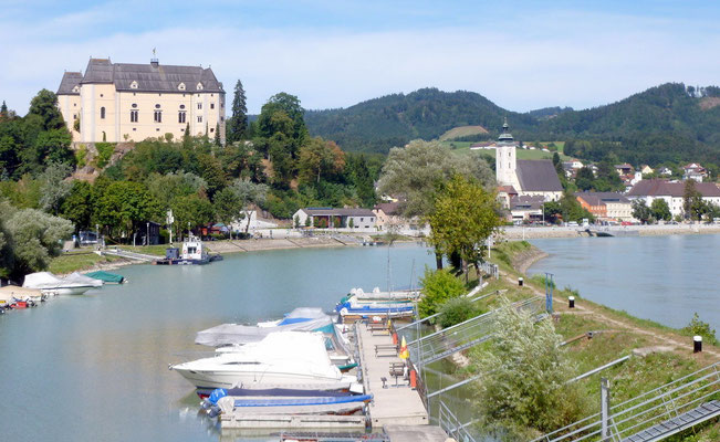 Ankunft in Grein