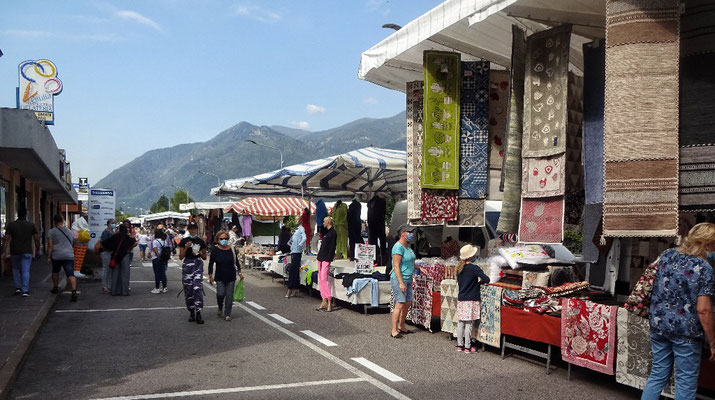 Fetzenmarkt in Borgo