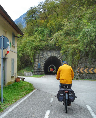 1. Tunnel
