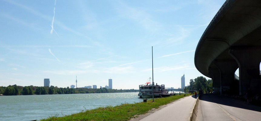 Ankunft Wien mit Skyline